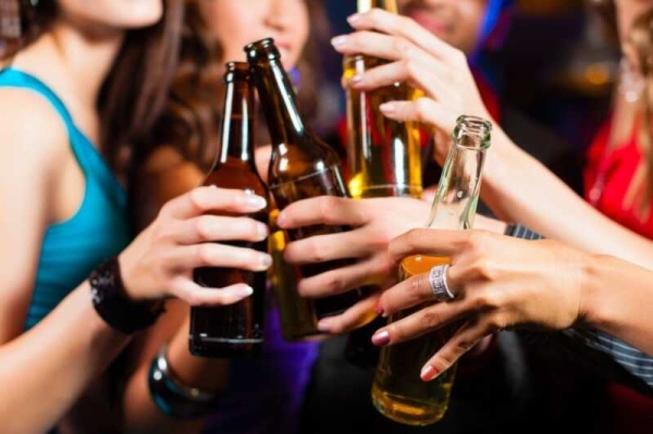 Нижневартовские подростки отравились алкоголем из сетевого магазина
