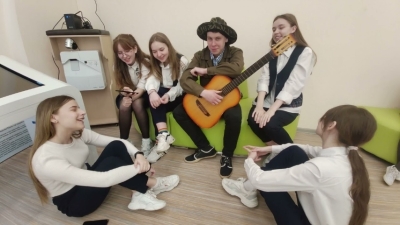 По следам школьных путешествий: Волновахинские ученики исследуют города России